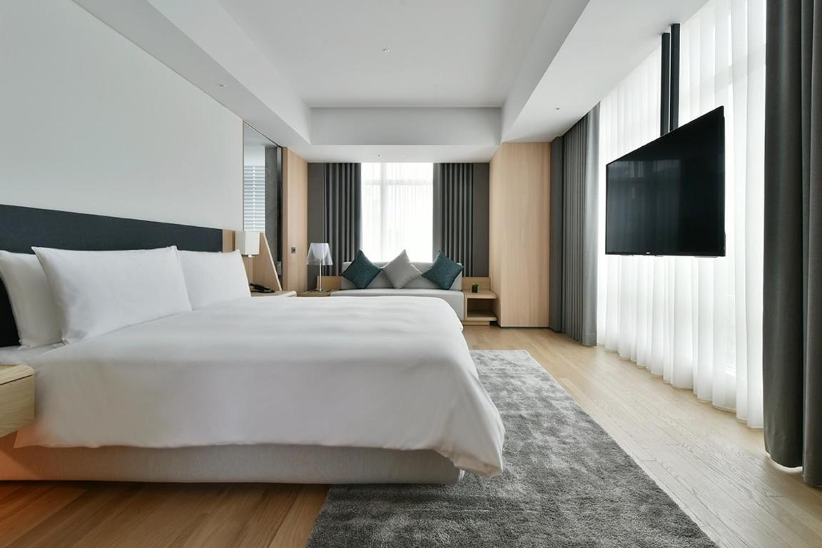 Silks Club Hotel Каосюн Екстериор снимка Deluxe Room