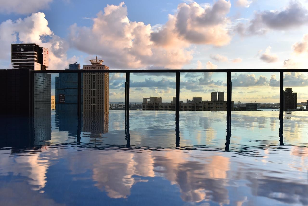 Silks Club Hotel Каосюн Екстериор снимка A computer-generated image of a flooded New York City skyline